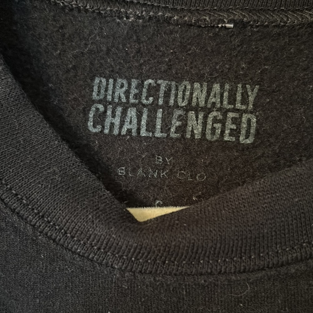 Black pullover - Picture 3 of 4